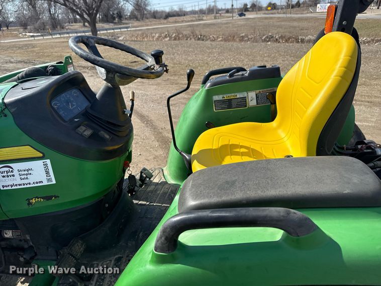 image for item DM5581 2004 John Deere 4720 MFWD tractor