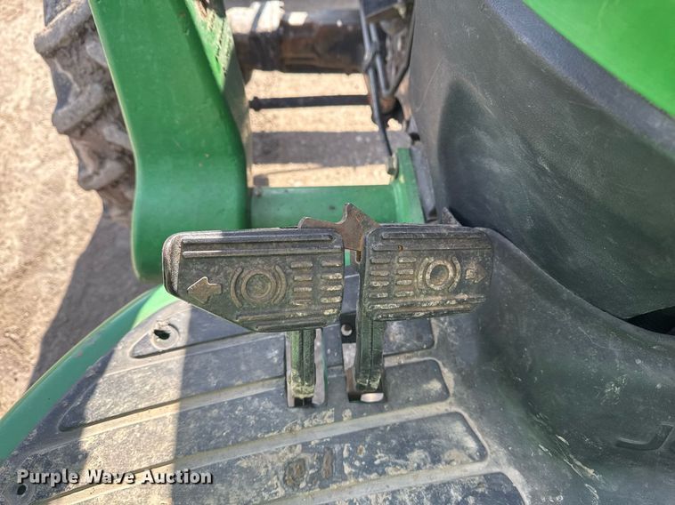 image for item DM5581 2004 John Deere 4720 MFWD tractor