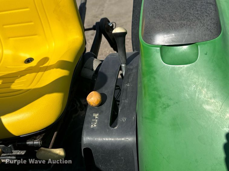 image for item DM5581 2004 John Deere 4720 MFWD tractor