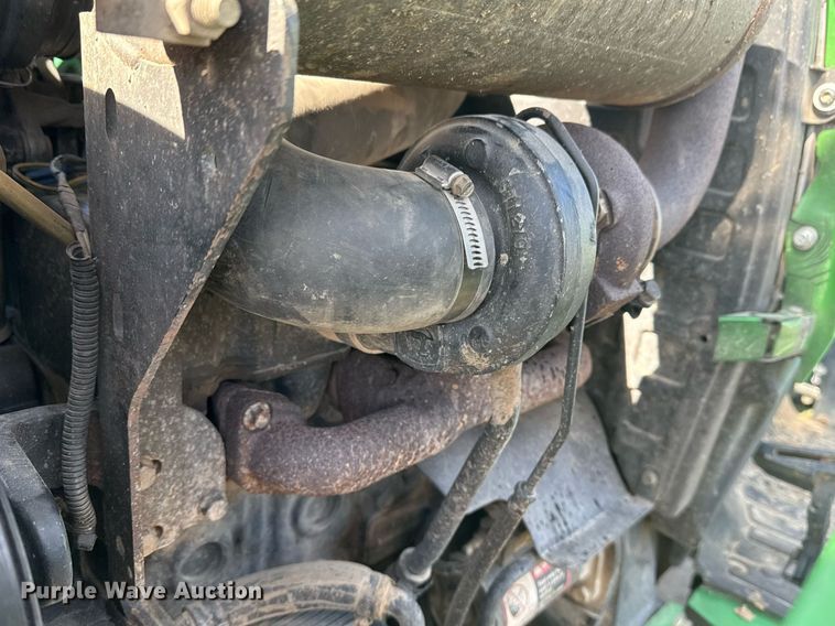 image for item DM5581 2004 John Deere 4720 MFWD tractor