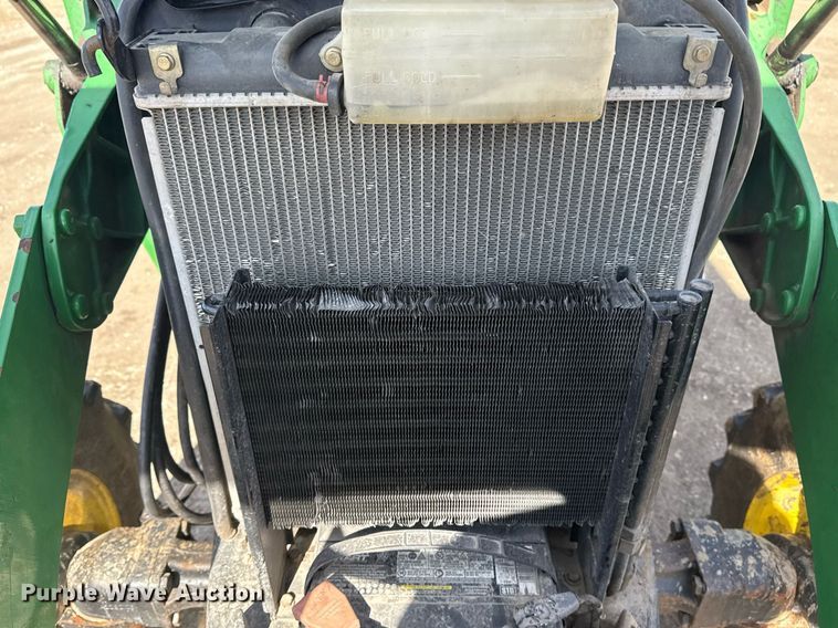 image for item DM5581 2004 John Deere 4720 MFWD tractor