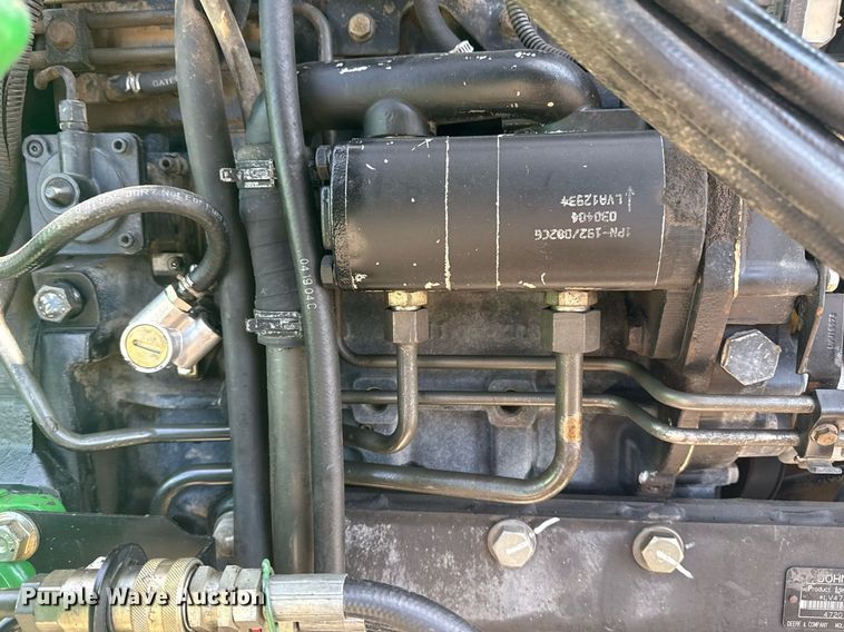 image for item DM5581 2004 John Deere 4720 MFWD tractor