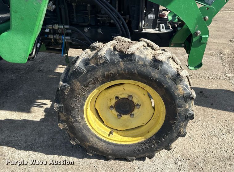 image for item DM5581 2004 John Deere 4720 MFWD tractor