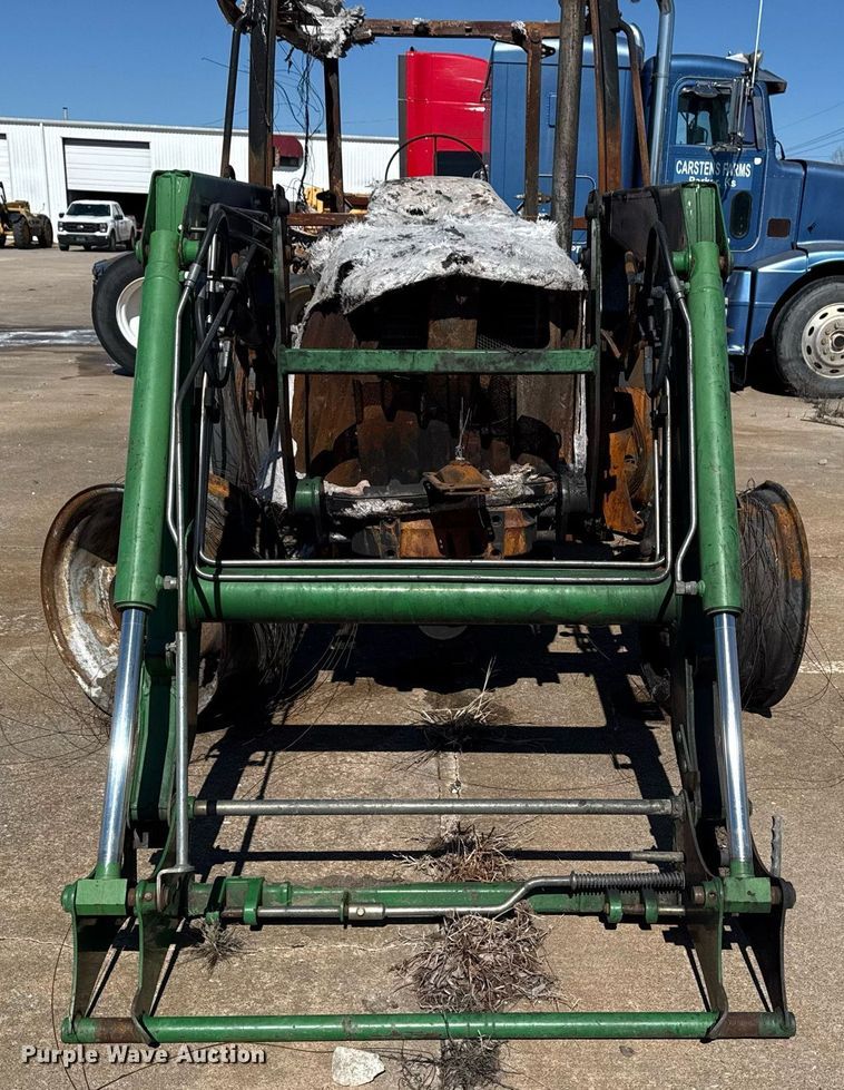 image for item DM5582 2008 John Deere 5093 tractor