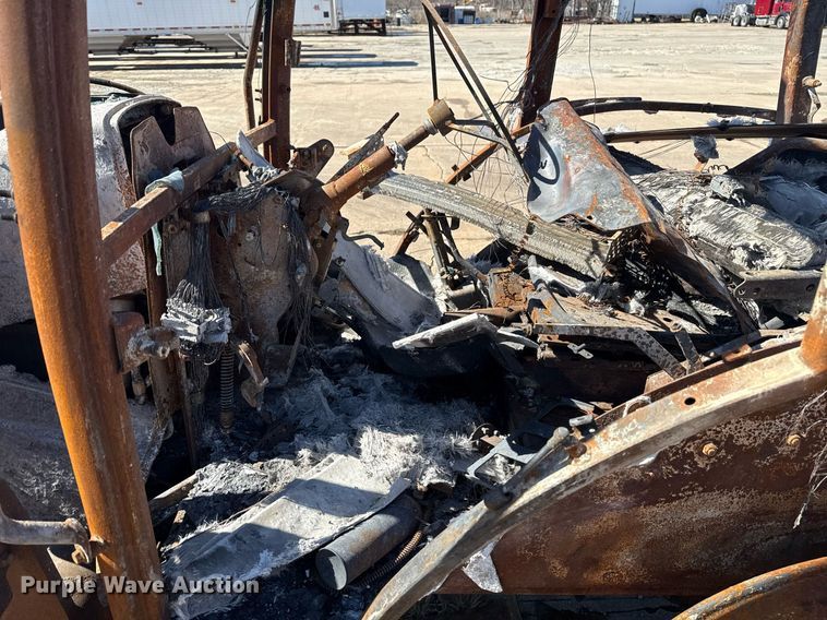 image for item DM5582 2008 John Deere 5093 tractor