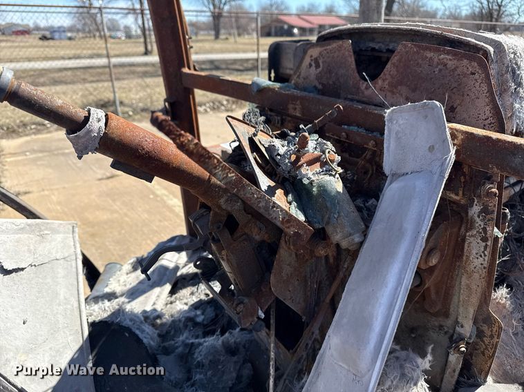 image for item DM5582 2008 John Deere 5093 tractor