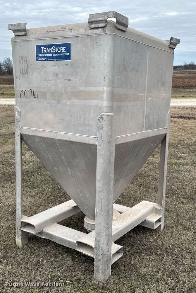 image for item DO0383 (3) TranStore storage tanks