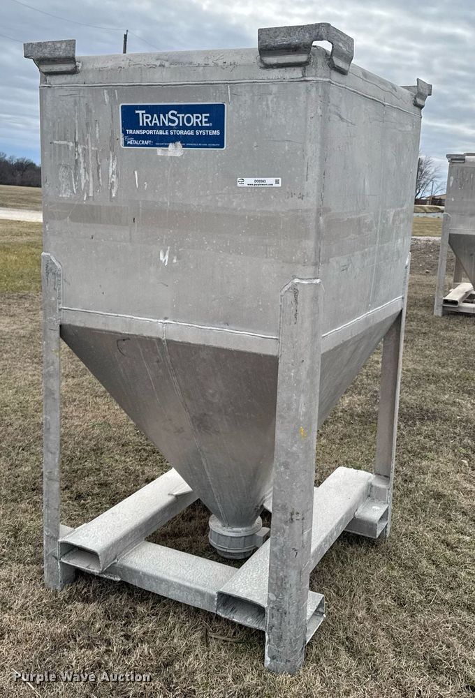 image for item DO0383 (3) TranStore storage tanks