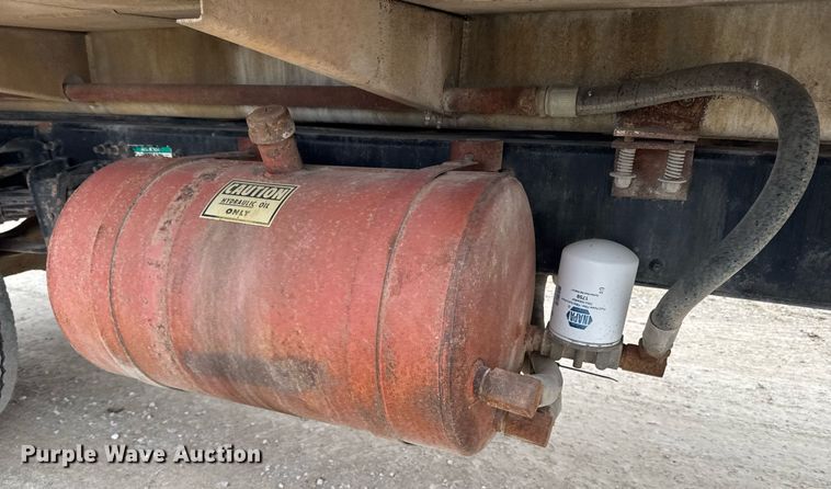 image for item DO0384 1996 Freightliner FL70 feed mixer truck