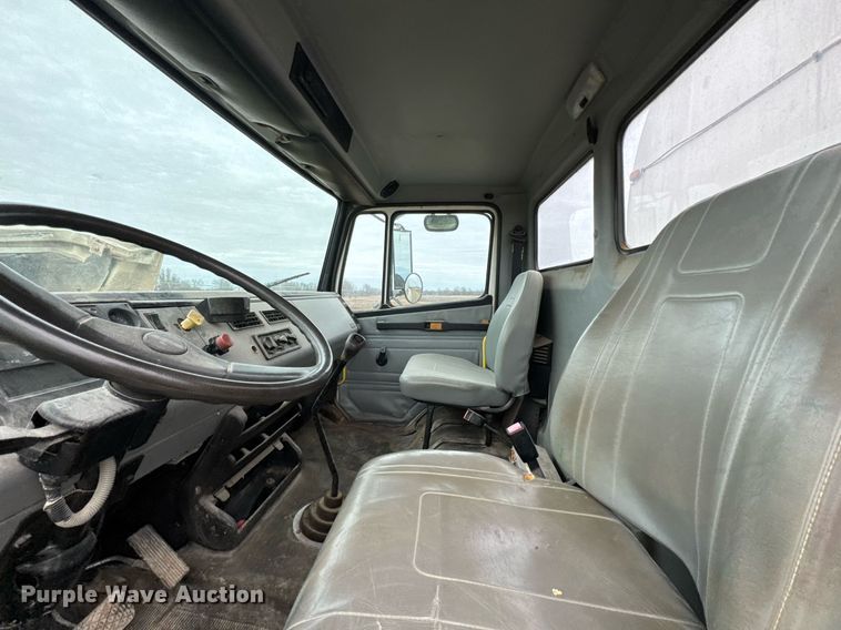 image for item DO0384 1996 Freightliner FL70 feed mixer truck