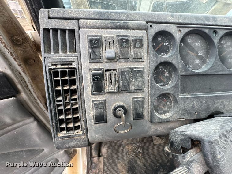 image for item DO0384 1996 Freightliner FL70 feed mixer truck