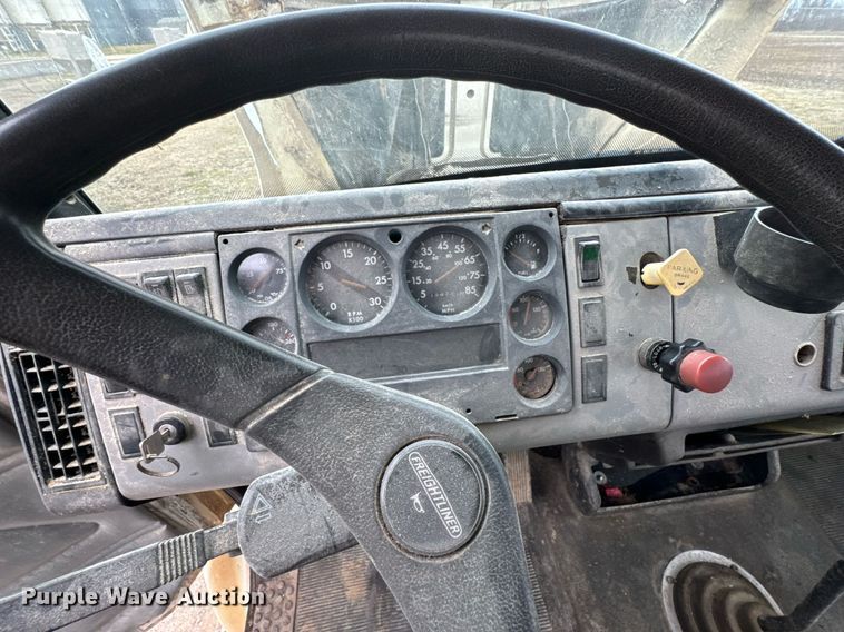 image for item DO0384 1996 Freightliner FL70 feed mixer truck