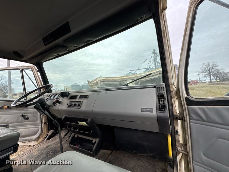 image for item DO0384 1996 Freightliner FL70 feed mixer truck