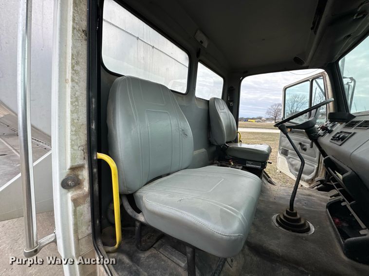 image for item DO0384 1996 Freightliner FL70 feed mixer truck