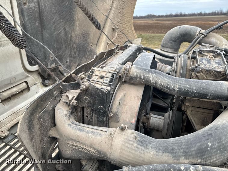 image for item DO0384 1996 Freightliner FL70 feed mixer truck