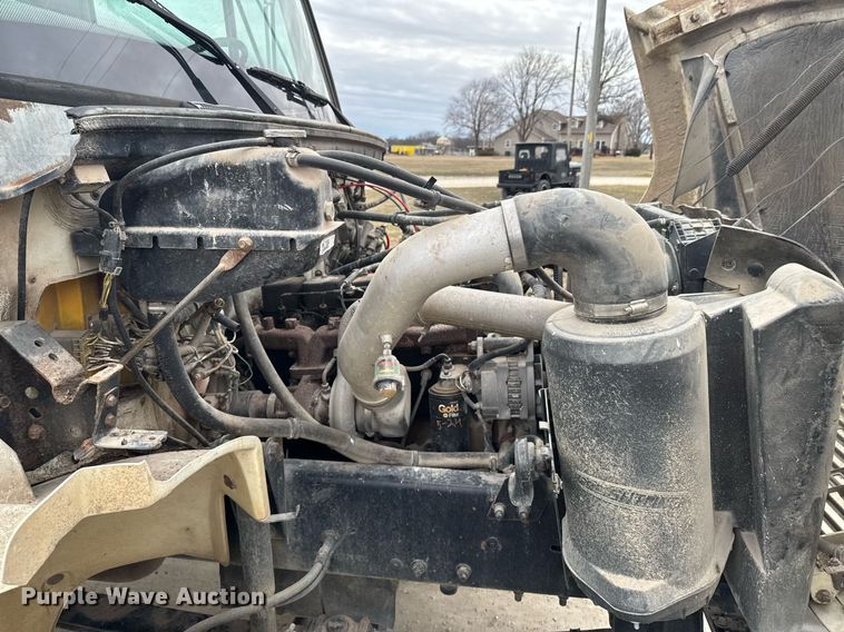 image for item DO0384 1996 Freightliner FL70 feed mixer truck