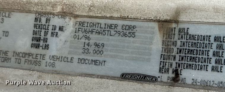image for item DO0384 1996 Freightliner FL70 feed mixer truck