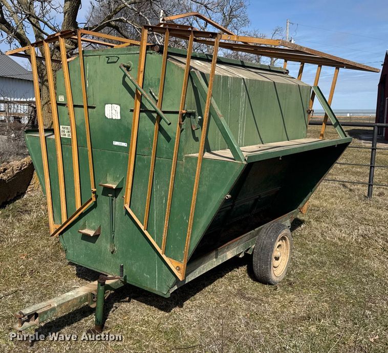 image for item DO0397 Creep feeder