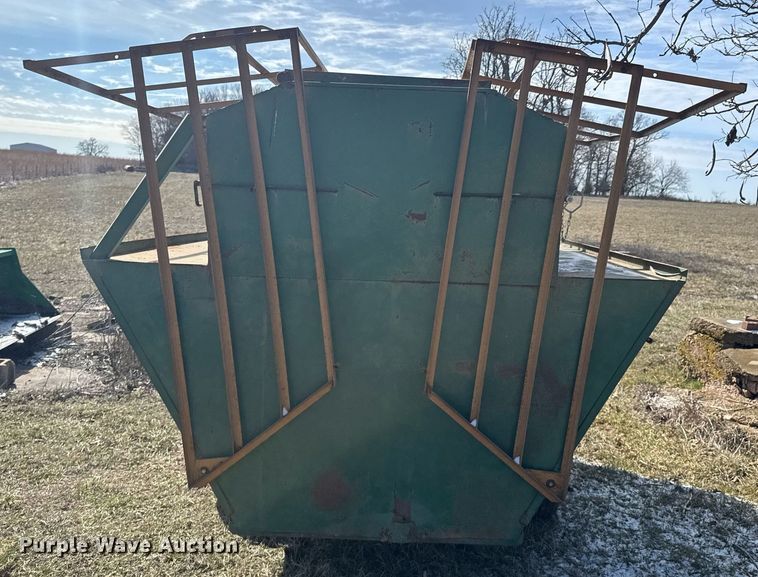 image for item DO0397 Creep feeder