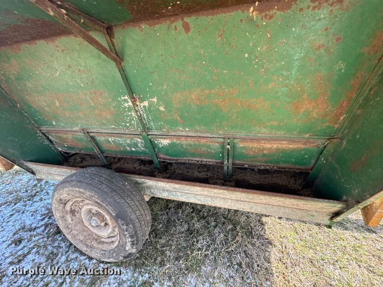 image for item DO0397 Creep feeder