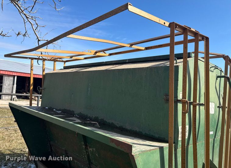 image for item DO0397 Creep feeder