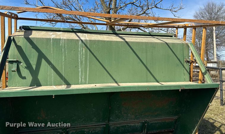 image for item DO0397 Creep feeder