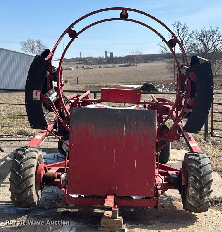 image for item DO0401 Anderson RB9000 bale wrapper