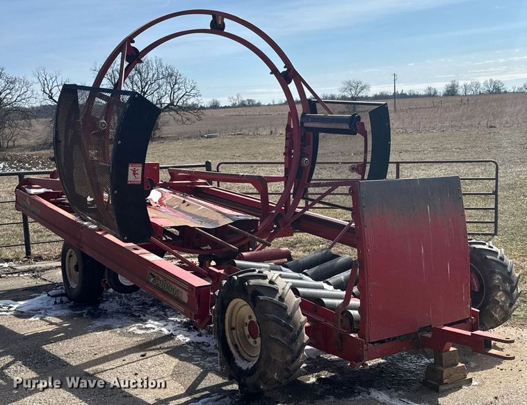 image for item DO0401 Anderson RB9000 bale wrapper