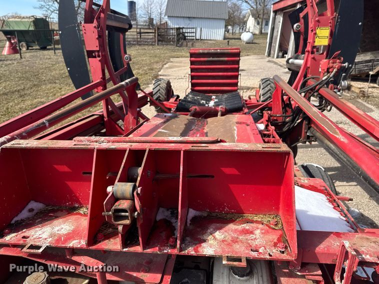 image for item DO0401 Anderson RB9000 bale wrapper