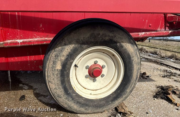 image for item DO0401 Anderson RB9000 bale wrapper