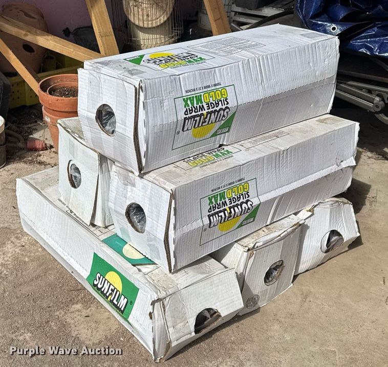 image for item DO0401 Anderson RB9000 bale wrapper