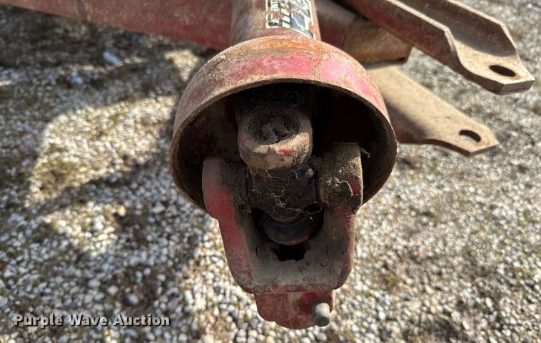 image for item DO0403 New Holland 355 feed mixer