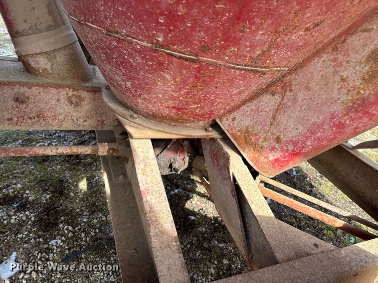 image for item DO0403 New Holland 355 feed mixer