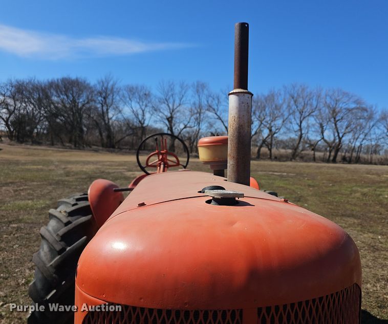 image for item DO7777 1949 Allis-Chalmers WD tractor