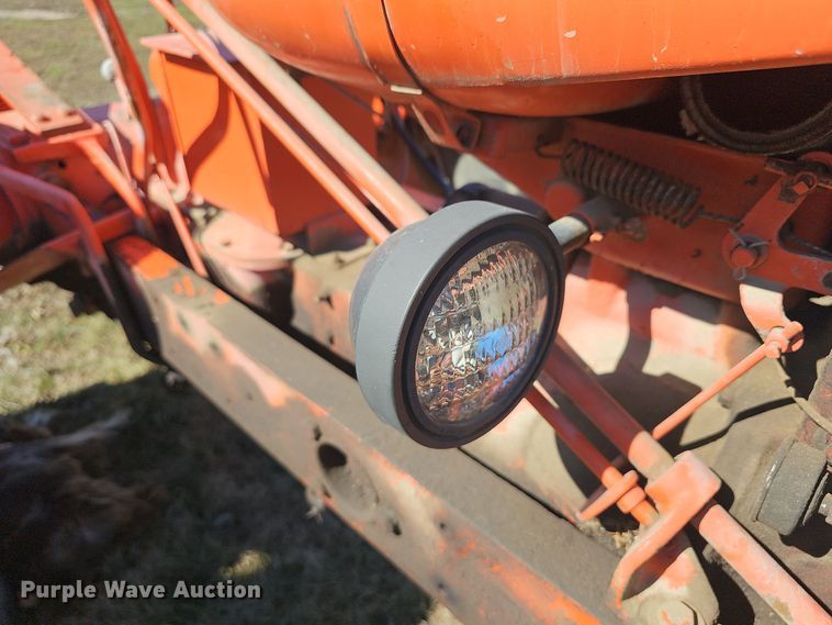 image for item DO7777 1949 Allis-Chalmers WD tractor