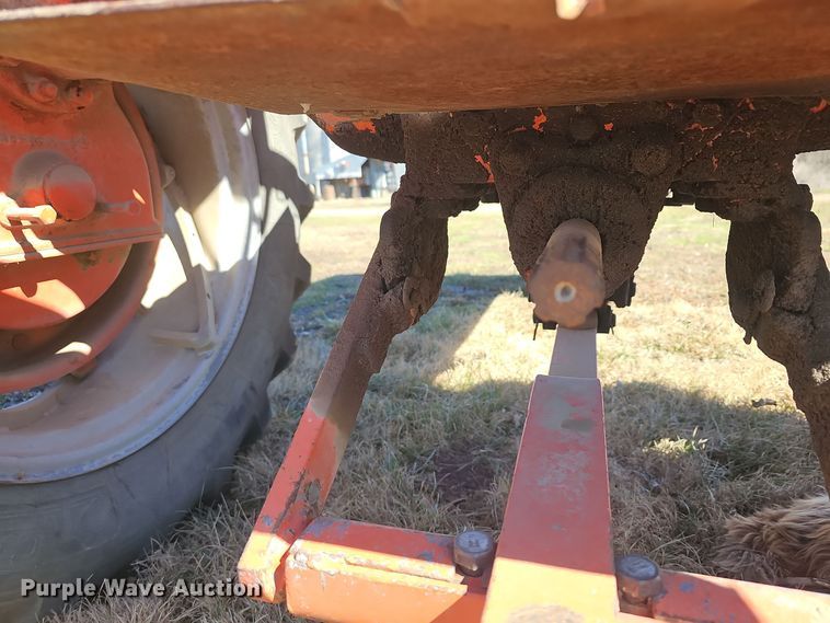 image for item DO7777 1949 Allis-Chalmers WD tractor