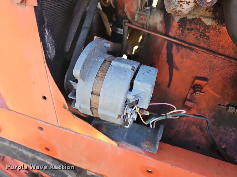 image for item DO7777 1949 Allis-Chalmers WD tractor