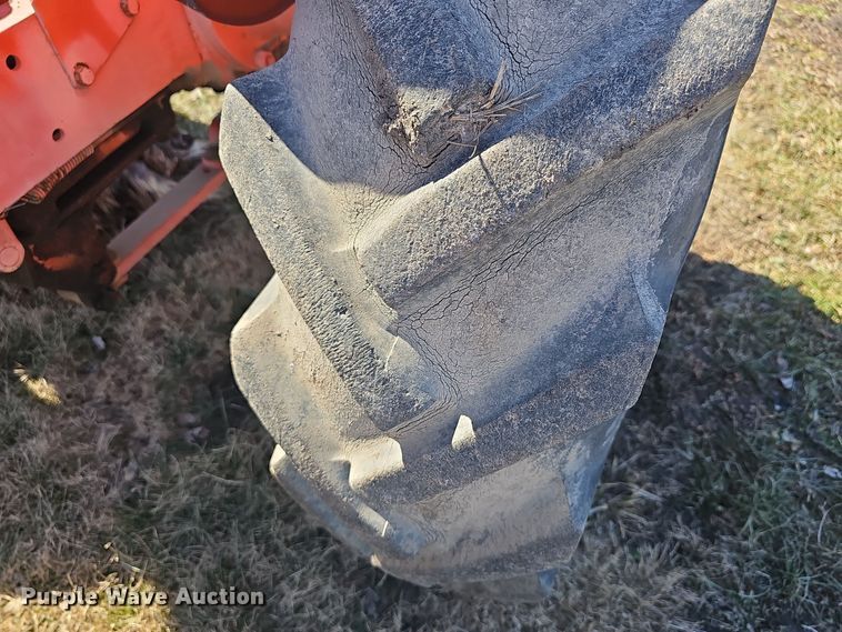 image for item DO7777 1949 Allis-Chalmers WD tractor