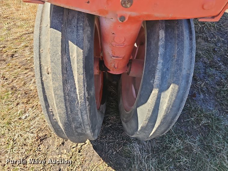 image for item DO7777 1949 Allis-Chalmers WD tractor