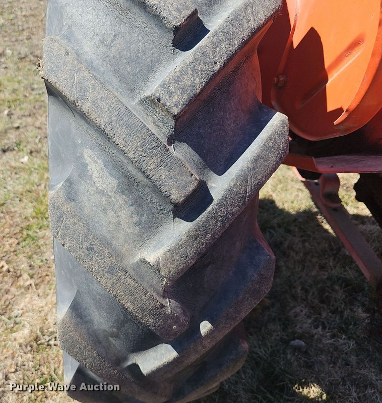 image for item DO7777 1949 Allis-Chalmers WD tractor