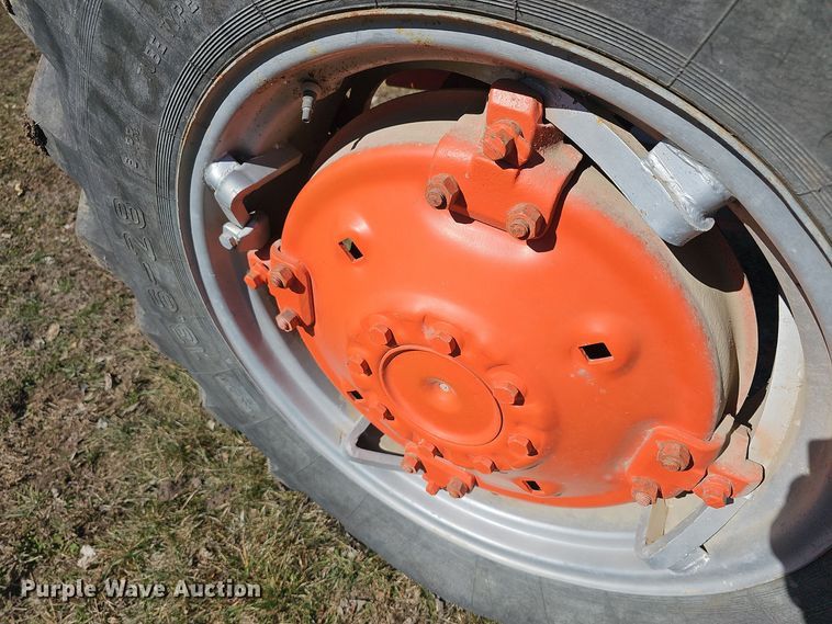 image for item DO7777 1949 Allis-Chalmers WD tractor