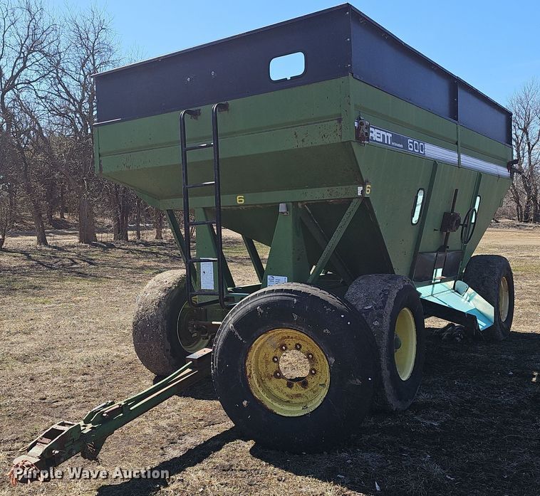 image for item DO7778 Brent GT600 gravity wagon