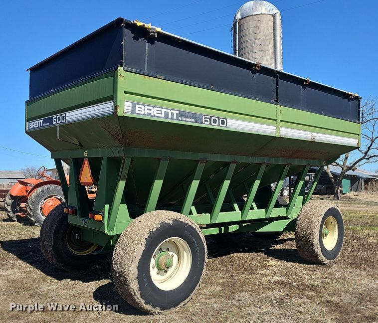 image for item DO7778 Brent GT600 gravity wagon