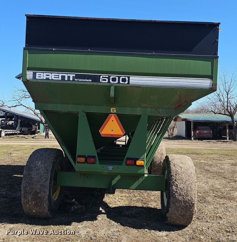 image for item DO7778 Brent GT600 gravity wagon