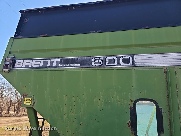 image for item DO7778 Brent GT600 gravity wagon