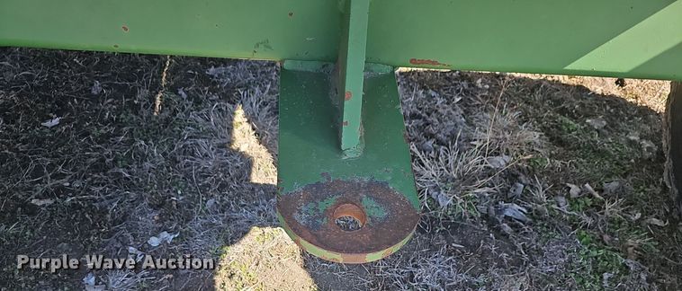 image for item DO7778 Brent GT600 gravity wagon