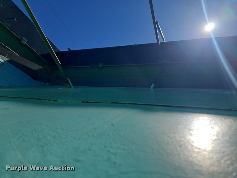 image for item DO7778 Brent GT600 gravity wagon