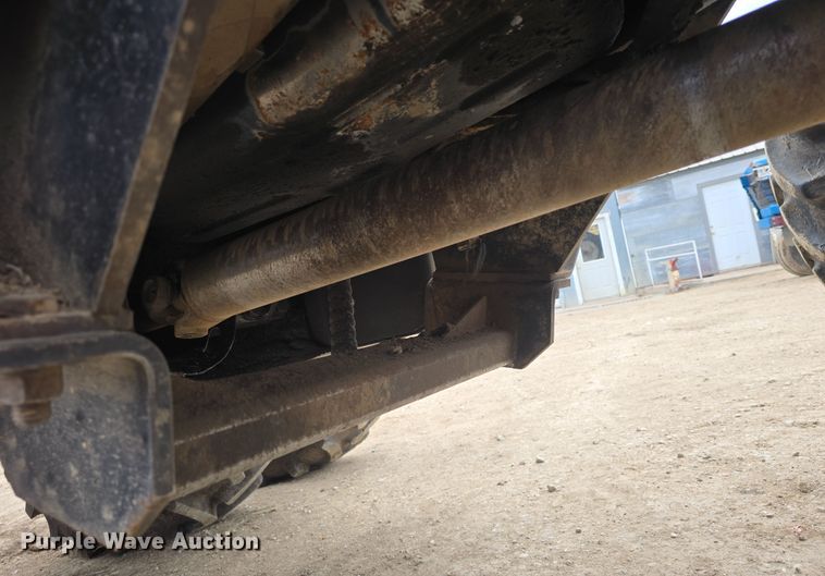 image for item DO7816 1997 New Holland 8770 MFWD tractor