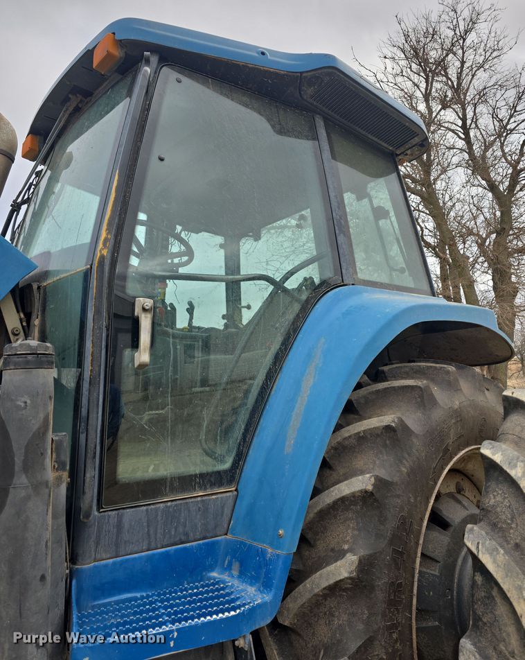 image for item DO7816 1997 New Holland 8770 MFWD tractor