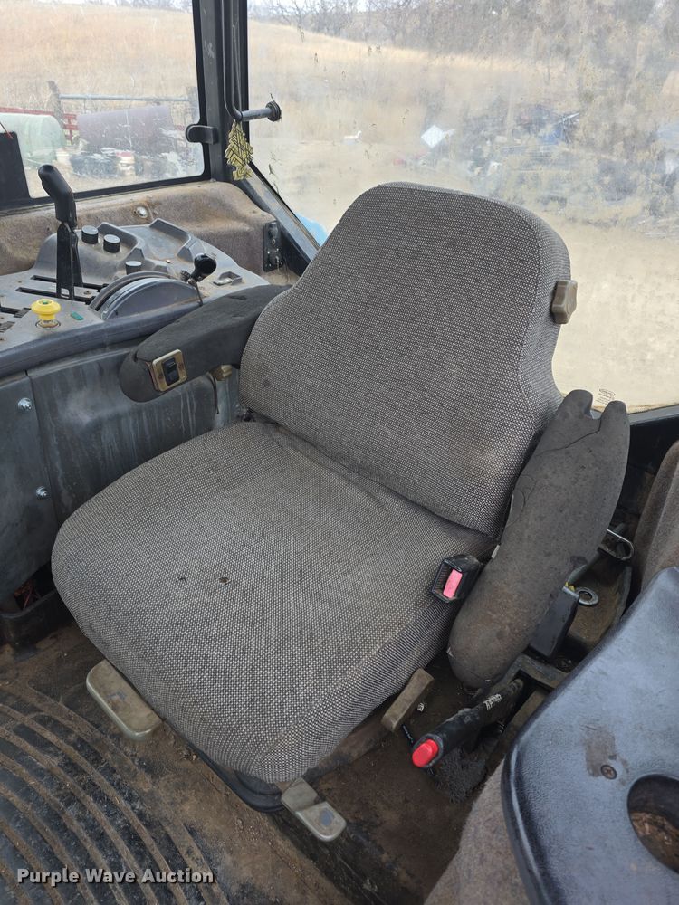 image for item DO7816 1997 New Holland 8770 MFWD tractor